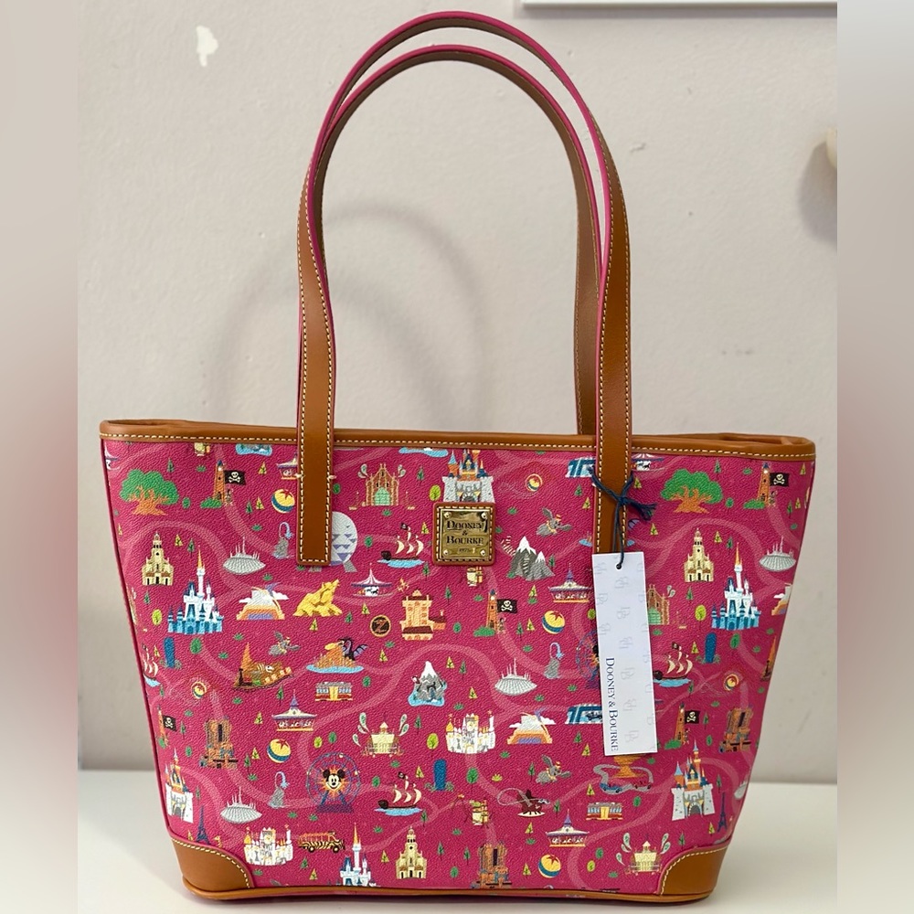 Disney Parks Dooney and Bourke, Disney “Park Life” Large Tote